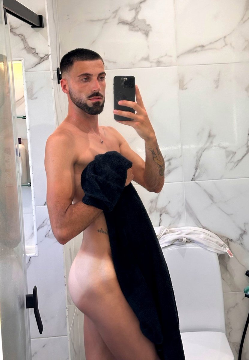 boysobremesa's tweet photo. Aquela marquinha 🤤
@Gucca19 🇵🇹
@boysobremesa https://t.co/dVJkSsipCy
