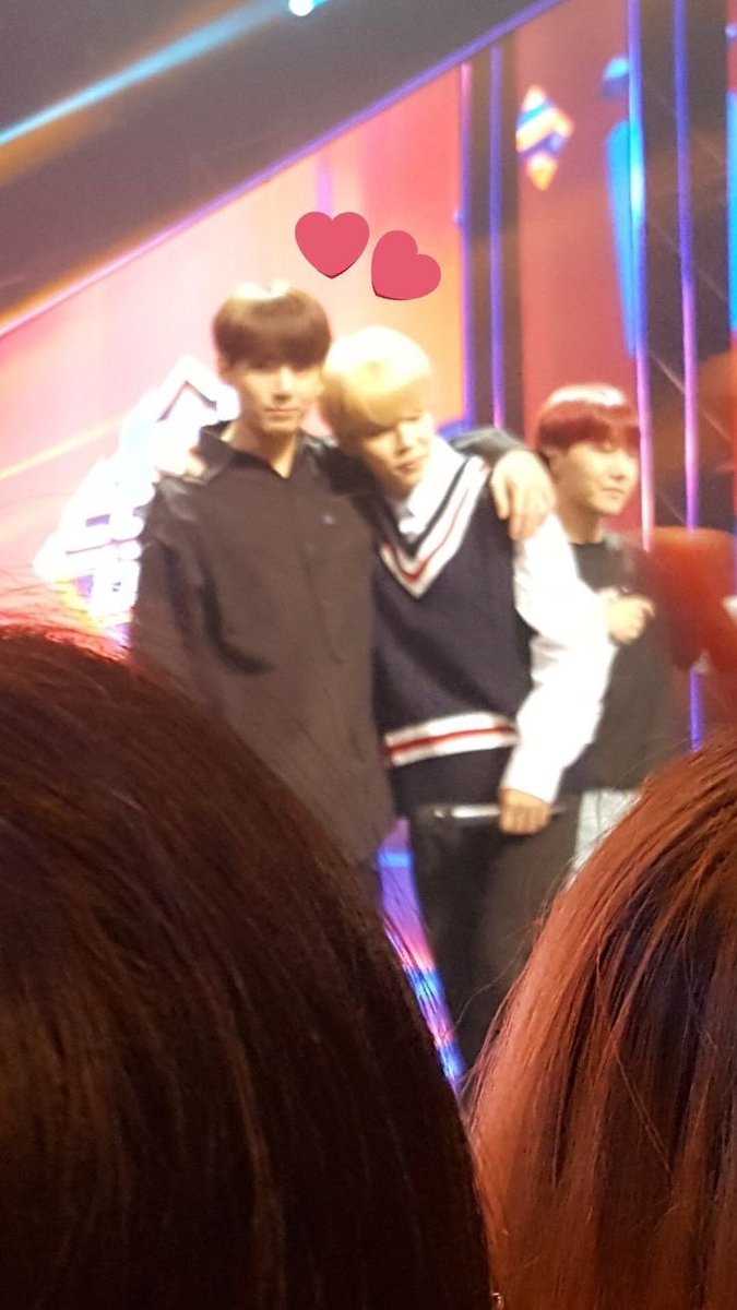 jikovelle's tweet photo. 💘. https://t.co/ggFQOcbdcl