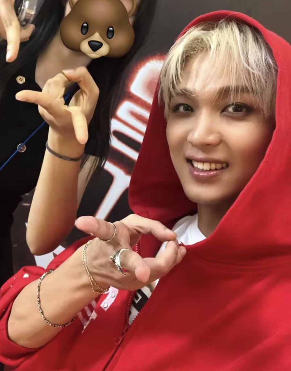 dong_gg66's tweet photo. 앙나 귀엽고 뽀둥한 표정으로 해찬야호 하는거 
진짜 너무너무 귀여워서 죽고싶음 야이얼딩아ㅠ https://t.co/EnvndCL9ip