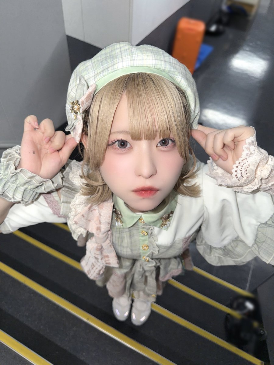 toi_HNS's tweet photo. 「LUNA PARADE」ありがとうございました！

これから先もみんなとハルニシオンで最高の季節にしていくぞー！今日もみんなとうんうん🙂‍↕️って気持ちが通じる瞬間が幸せだった！拳高く掲げていくぞっ！せーのっ！ｳｵｰーーー！！！！！ https://t.co/e0VXZHFzp5