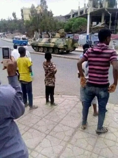 united_ethiop's tweet photo. #ሰበር_ዜና‼️ 
የኢትዮጵያ መከላኪያ ሰራዊት ወደ ትግራይ የሚያደርገውን ጉዞ ተከትሎ የህወሓቷ ጉጀሌ ሞንጆሪኖ በአሁን ሰሰት ከመቀሌ መውጣቷ ተረጋግጧል::

#መቀሌን በታንክ ለመክበብ የሚያስችል ውጊያ ምዕራፍ ላይ ይገኛል! https://t.co/77loxyh0dU