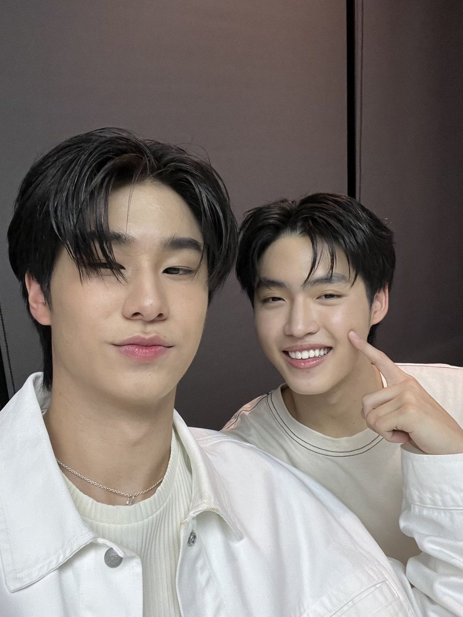 puppycutieboy's tweet photo. live action เหมือนกันเป๊ะ 100% https://t.co/oWP8mKWrSJ