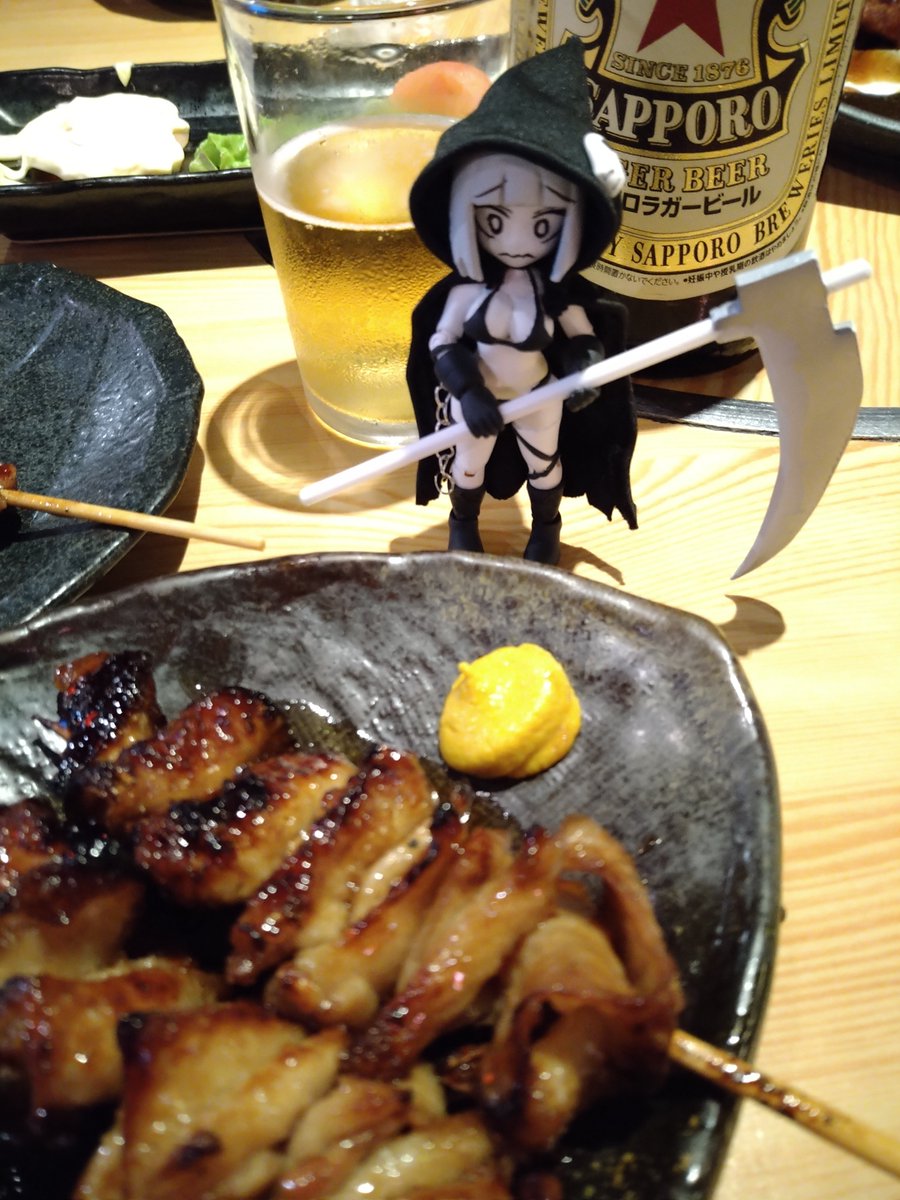 HolaiDolls's tweet photo. 今回はノックちゃんとタチカワスレートに行って参りました。天気悪い悪い。
焼き鳥うまうま。そして戦利品たち。
#リンクトラベラーズ 
#けもプラ https://t.co/H3O7elAhw6