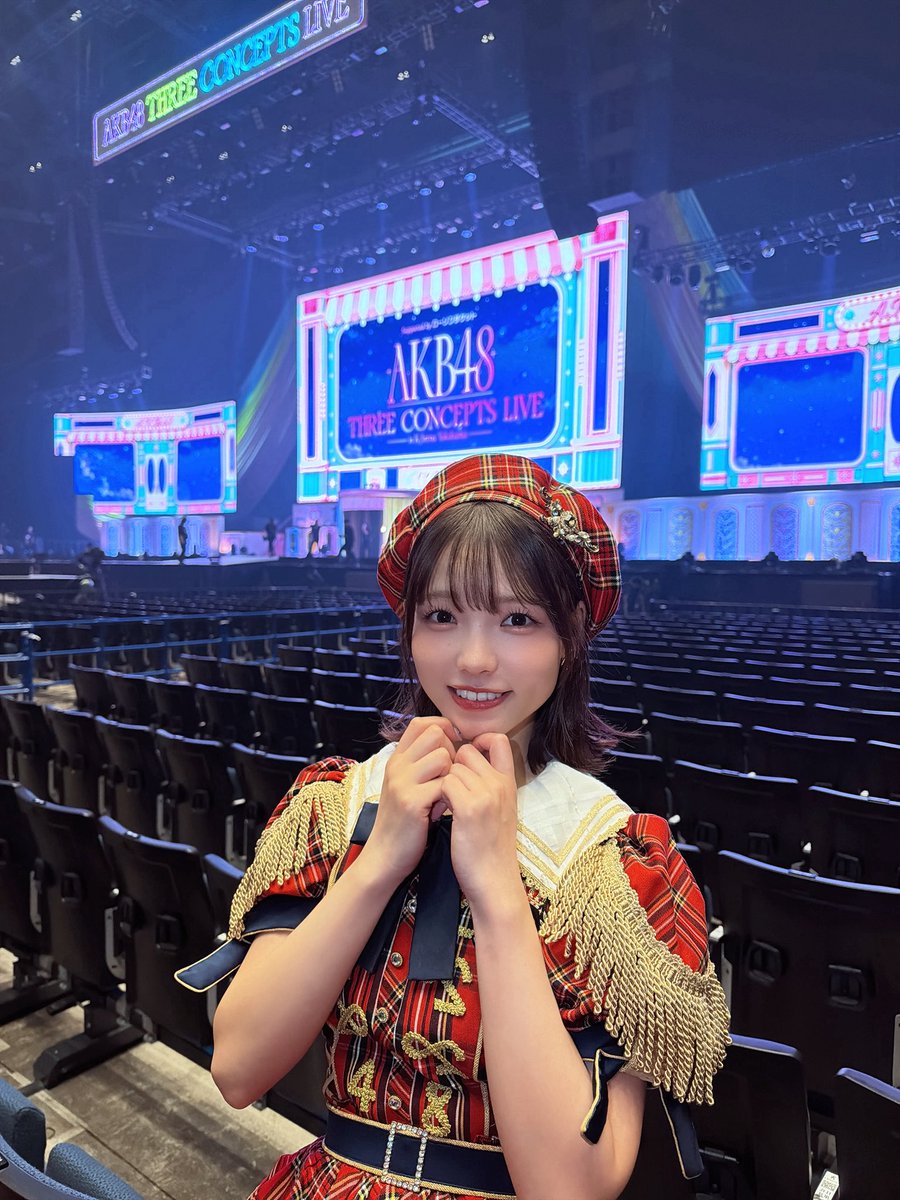 __ayn1230__'s tweet photo. #AKBサンコンコン 1日目💗
お昼は新曲達や王道AKBを一緒に楽しめたのではないでしょうか✨✨

夜の1人ずつセンターの曲は
「少年よ 嘘をつけ！」でした❤️‍🔥
渡り廊下走り隊が大好きだったので嬉しかった〜☺️

達成感と楽しかった気持ちでいっぱいです🫶🏻
ありがとうございました！ https://t.co/AEGQQQds2O