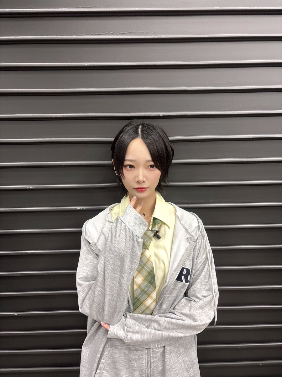 kohina_narita's tweet photo. #AKBサンコンコン 夜公演
『全員好きish』コンサートありがとうございました！！

私は 『Party is over』でセンターに立たせていただきました！！🖤

夜公演はThe成田香姫奈！みたいな衣装が多くて嬉しかった^_^

大好きになった？？ https://t.co/x3m99N4x9p