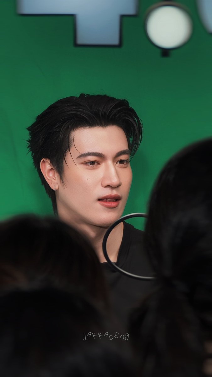 jakkadeng's tweet photo. สาดความหล่อมาอีกได้เลยสมาชิก แม่ขอมากกว่านี้ เอาอีกลูก เอาอีกค้าบ

INNONGSA X YSL LIVE

#YSLCareCrushxInnOngsa
#innjkrsn ♡ https://t.co/3xpgLlwjAR