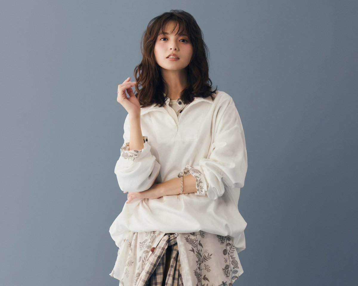ANOTHERSKY_NTV's tweet photo. アナザースカイ新MCに
#齋藤飛鳥 さんの就任が決定しました🎉✨

「小さい頃から観ていた歴史ある番組の
素敵なところを守りながら自分らしく頑張る」
と語ってくれた齋藤さん。
#今田耕司 さんとのタッグにも注目です👀💫

齋藤さんが初回MCを務める放送回は
10月3日（土）23:00から！

後日公開予定の新キービジュアルもお楽しみに😌🩷

@asuka3110_staff 
#アナザースカイ #GooglePixel