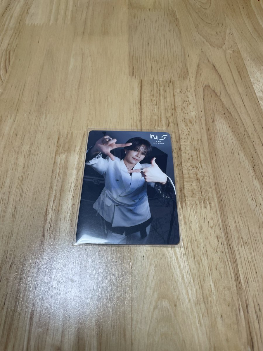 uru_9944's tweet photo. INI ANTHEM トレカ 特典 交換

【譲】 タワレコ 店舗 藤牧

【求】 同種髙塚

郵送か京セラ1日目の交換希望です。
条件合う方お気軽にお声掛けください。

 #INI交換 https://t.co/v9k1onY4TP