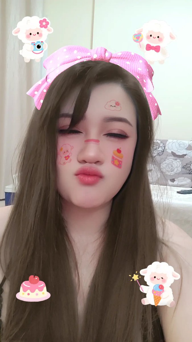 SeleneMurauc's tweet photo. Follow me , I will follow you back 😊 https://t.co/iqQO5CdAvR