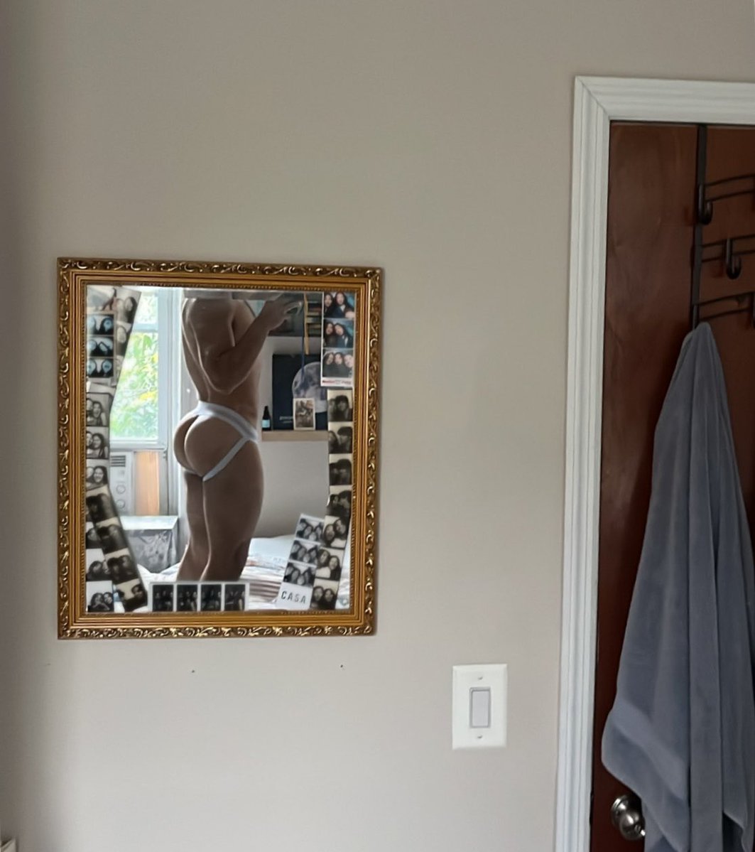 ic0nick's tweet photo. Loving my new apartment https://t.co/MbEO55p3sF