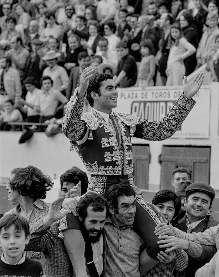 voyalostoros's tweet photo. Paquirri: 42 Años de Una Ausencia Eterna https://t.co/aqLWWvxHpw https://t.co/N727qCHi8d