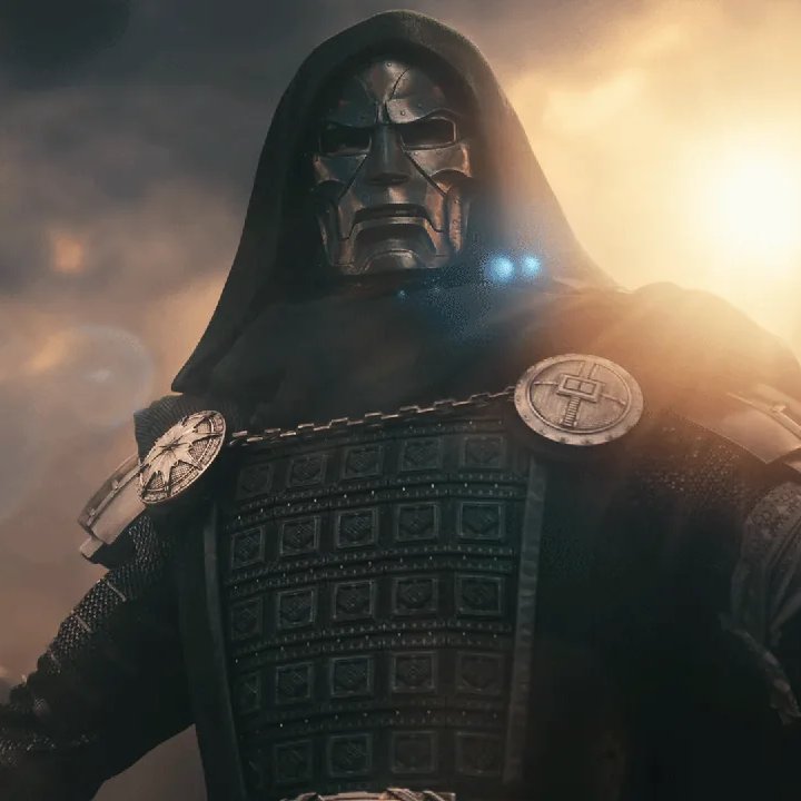 _Movie_Fans_'s tweet photo. 🚨 RUMOR: THANOS will be on DOCTOR DOOM'S side in 'AVENGERS: DOOMSDAY'

We could see a KING THANOS VARIANT joining Doom's forces in Doomsday.

#AvengersDoomsday #Marvel https://t.co/KAeAkrLUqp