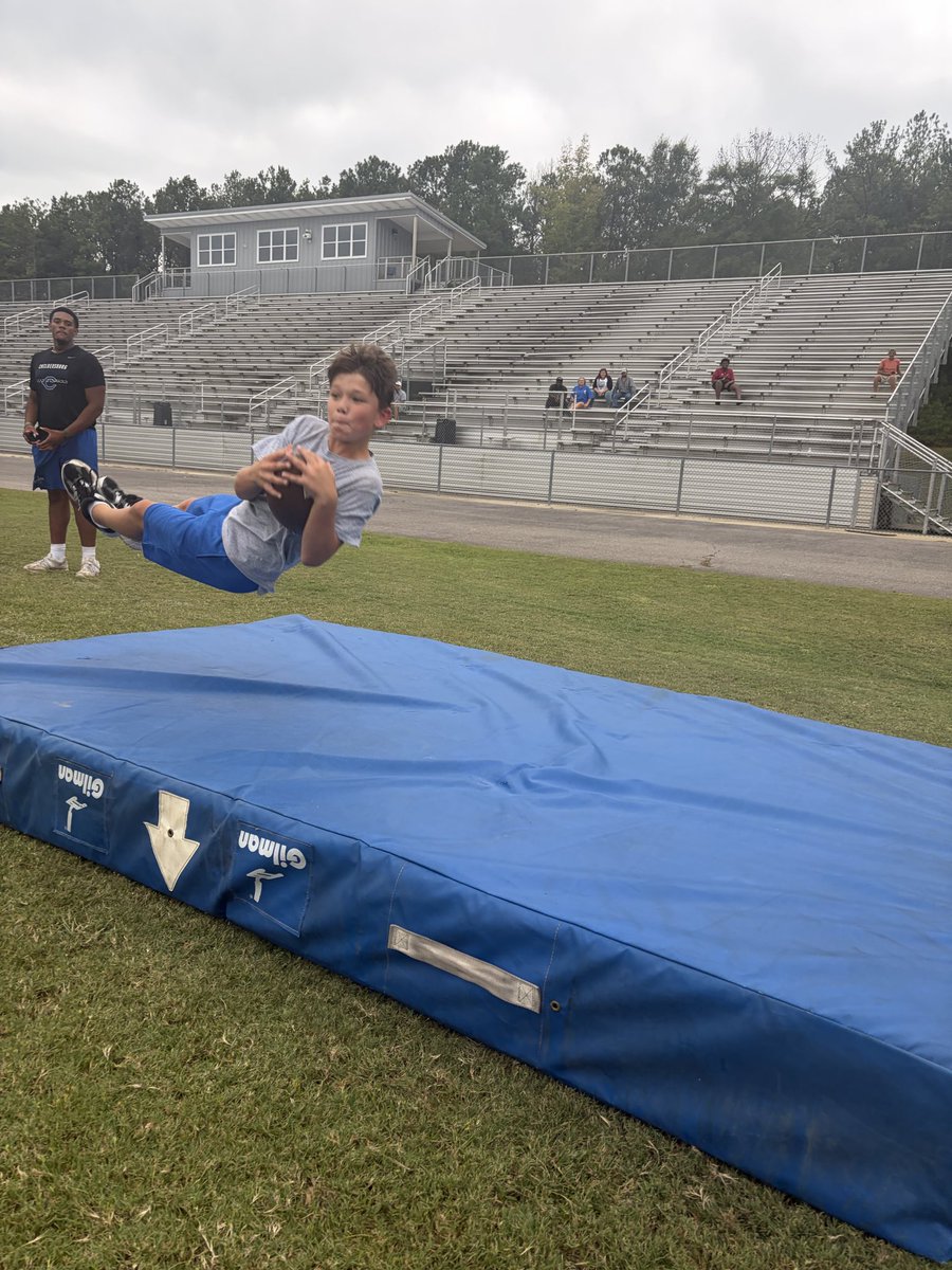 Cburgfootball's tweet photo. Had a great camp this week with our Jr Tiger Football Club!  #TigerStyle https://t.co/4uvNF05pd5
