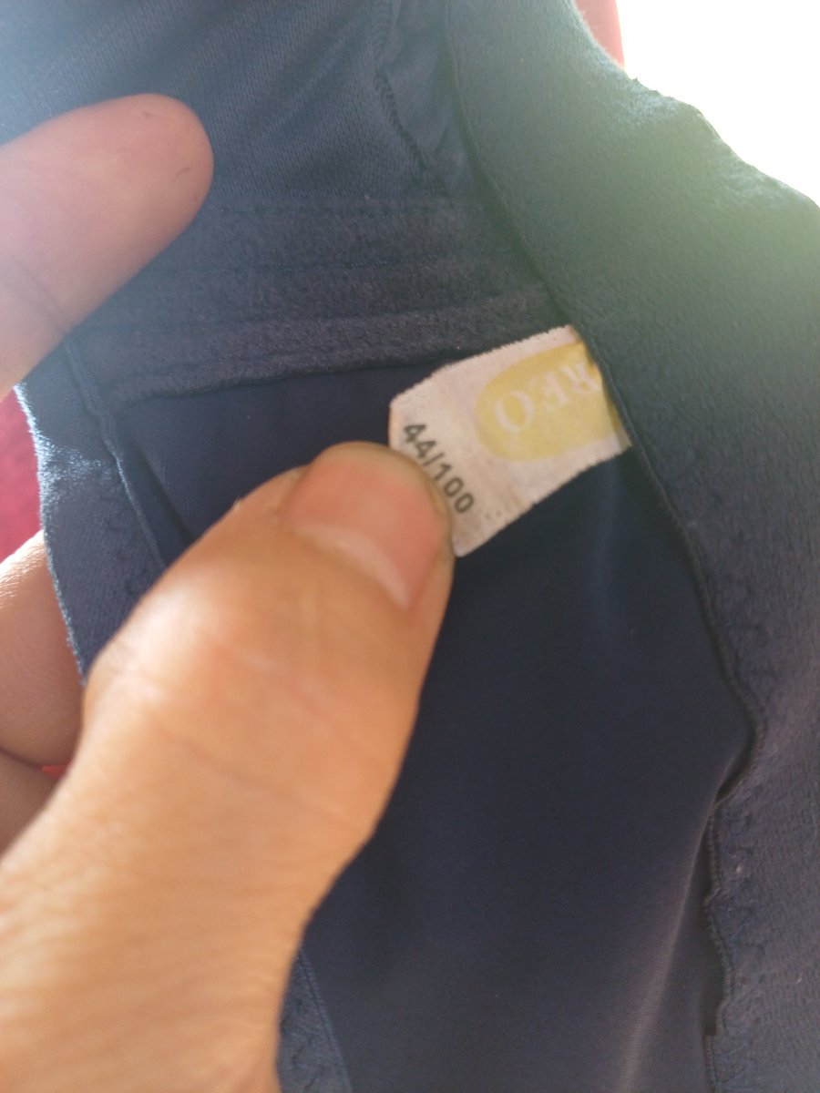 cctpng's tweet photo. Super jumbo punya sepupu biru menyala
Wangi ttnya masih menempel😋😚 https://t.co/qqDUJNDkvY