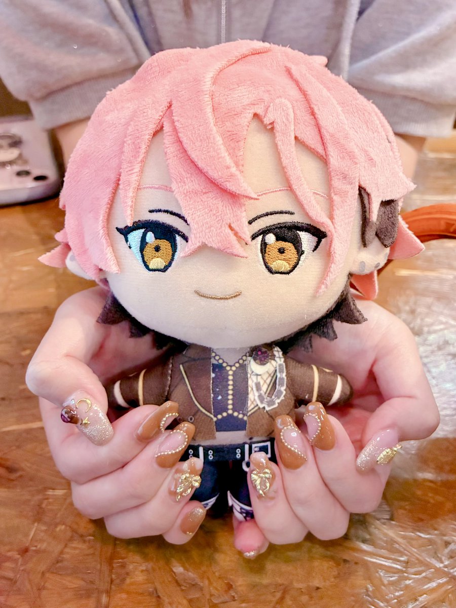 JntPrpd's tweet photo. 舞珠ぬいと舞珠ネイル🍫🎪 https://t.co/Ih8Lf2qjSP
