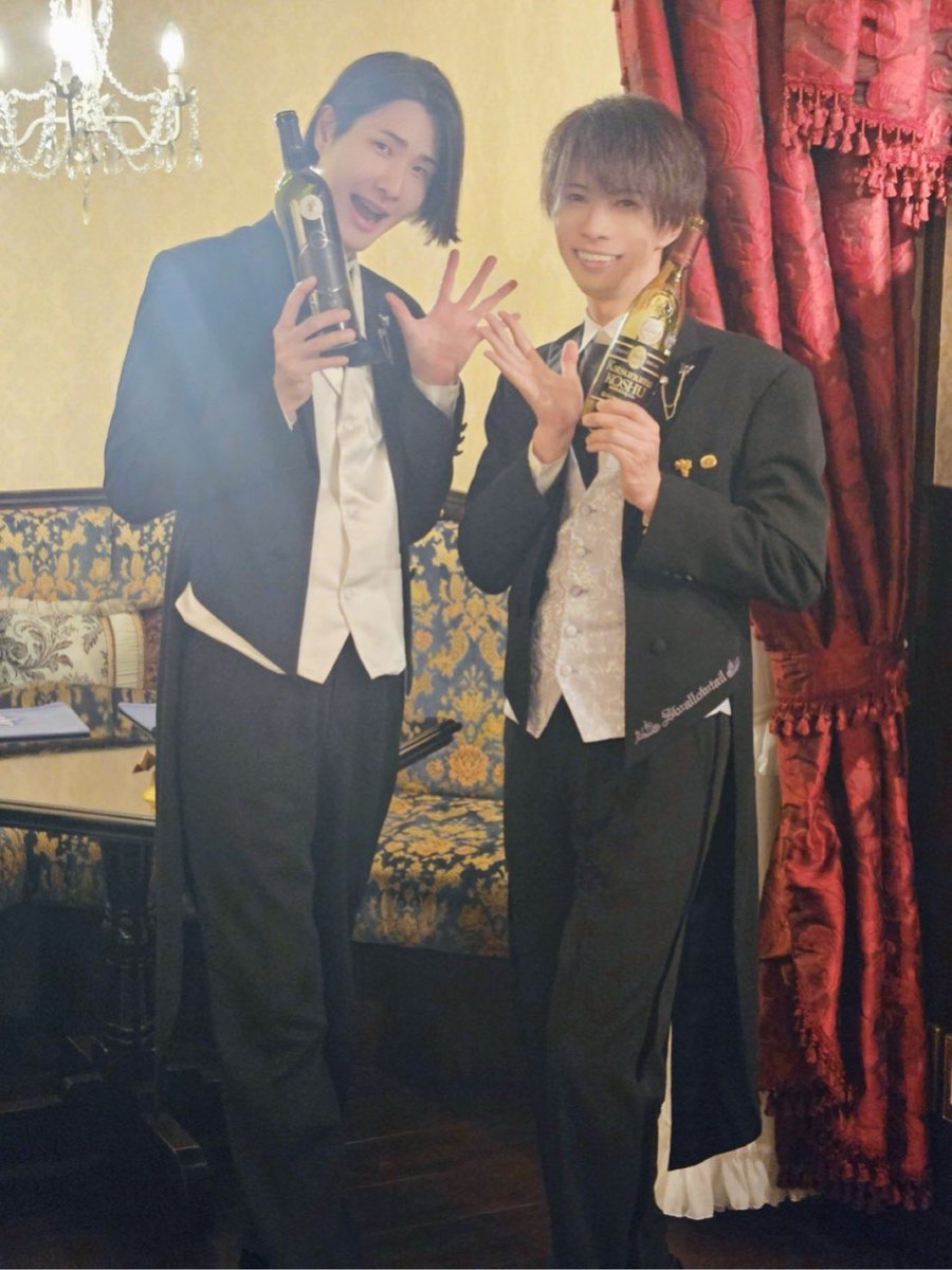 sw_noumi's tweet photo. 昨日は山岡とともに山梨ワインをお届けいたしました。

日本で生まれたワインの真髄は伝わりましたでしょうか。

一本ごとに発見の連続、好奇心と知識欲を掻き立てられる、深淵の世界です。

此度お召し上がりいただいたお嬢様に感謝を。

誠にありがとうございました。 https://t.co/2XsHa8v3Zr