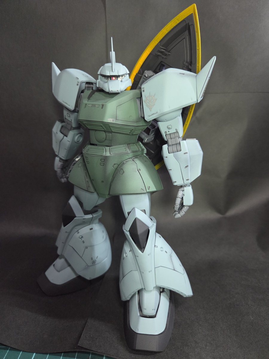 masaru_jack's tweet photo. MGシャア専用ゲルググ、
量産型カラーで完成！ https://t.co/KDDAoYz4QF