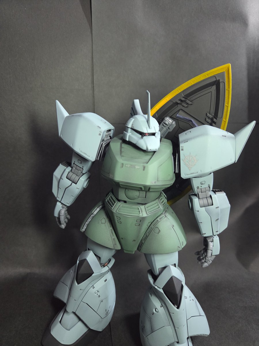 masaru_jack's tweet photo. MGシャア専用ゲルググ、
量産型カラーで完成！ https://t.co/KDDAoYz4QF