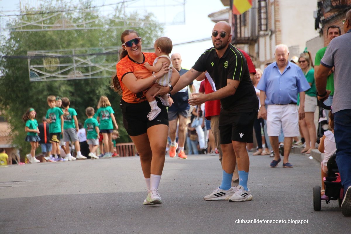ATLSANILDEFONSO's tweet photo. @AytoOlias @deporchipcom CARRERA DE LA CIRUELA de OLÍAS del REY:
esta tarde, +DE 1000 FOTOS del @ATLSANILDEFONSO  a tu disposicion, GRATIS, en nuestra WEB:
https://t.co/98vd7DSk77 https://t.co/rdnV1UJUTG