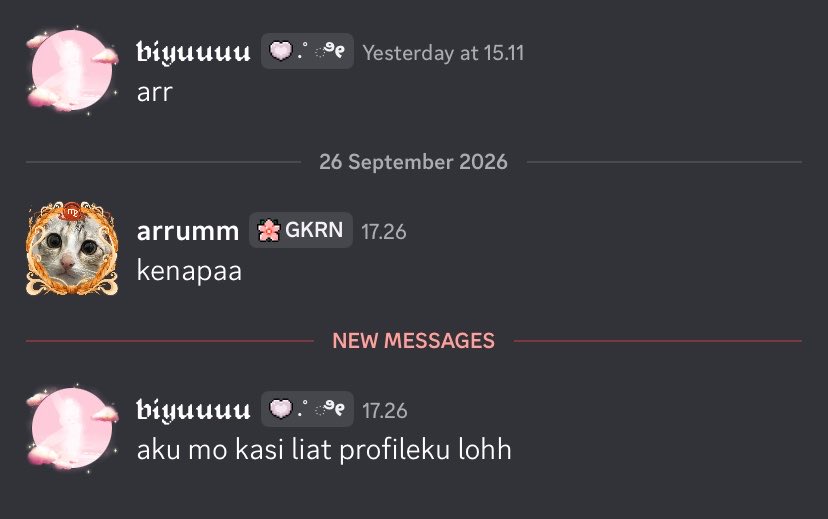 tlaynndls's tweet photo. SOK PENTING DEH @strauwberrush https://t.co/boxPHRuLAz