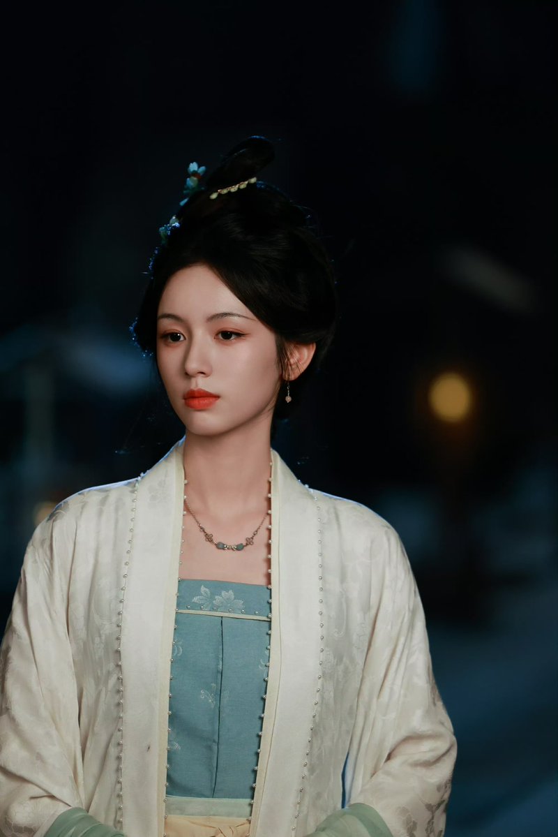 Im_flvr9's tweet photo. Sulit untuk tidak mengagumi keindahan dari sang nona keempat 🫠😍
#ZhouYe #周也 #SpringOfTheBlade https://t.co/j20iORJZbC