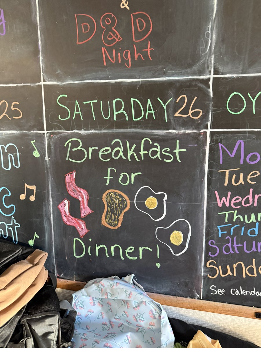 OrilliaYC's tweet photo. We always try and throw one of these days in every month or so! We open at 1pm so come join us.
#orillia #youth #orilliayouthcentre #saturday #breakfastfordinner https://t.co/3oZ7q2ZDJO