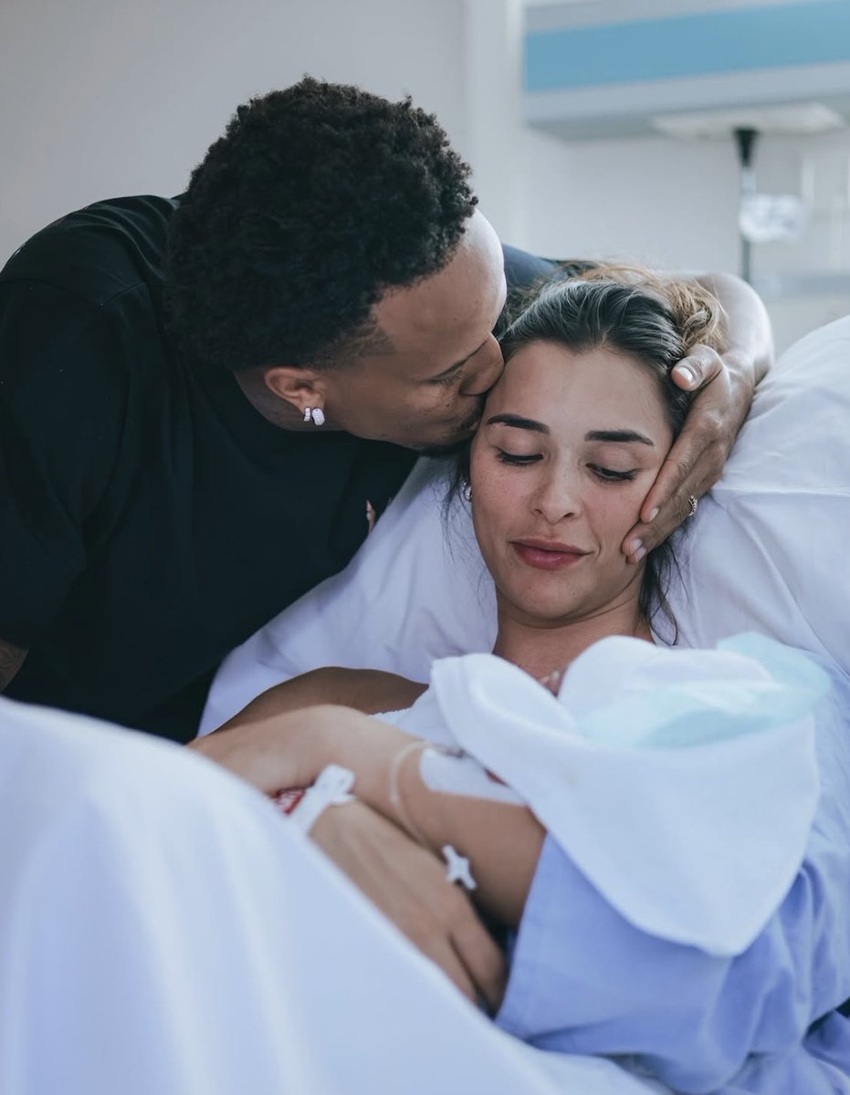 MadridXtra's tweet photo. Congratulations to Eder Militão and his wife for the birth of their son! 🩵 https://t.co/bBEygomXRa