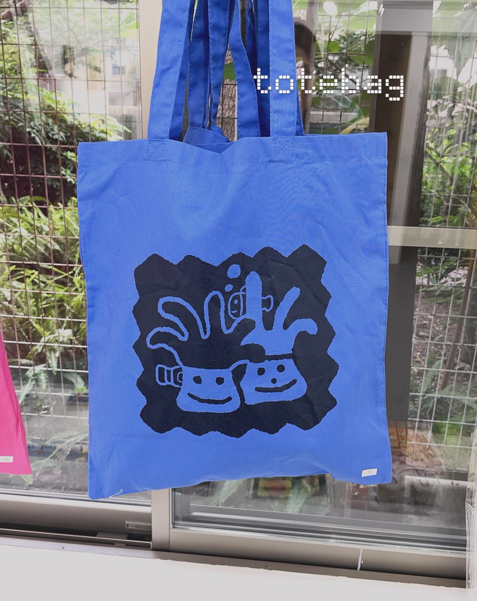 nooooono's tweet photo. 個展で販売しているグッズの一部になります。ギャラリーのWEBSHOPでお取り扱いが開始しました。展示と合わせてご覧下さい！
お天気悪い日が続いてますが明日はちょっと晴れるみたいです߹-߹展示は来週土曜まで、月火木お休みです。
引き続きよろしくお願いいたします。

https://t.co/WpCSYw7XWk https://t.co/jhrhhBMwe5