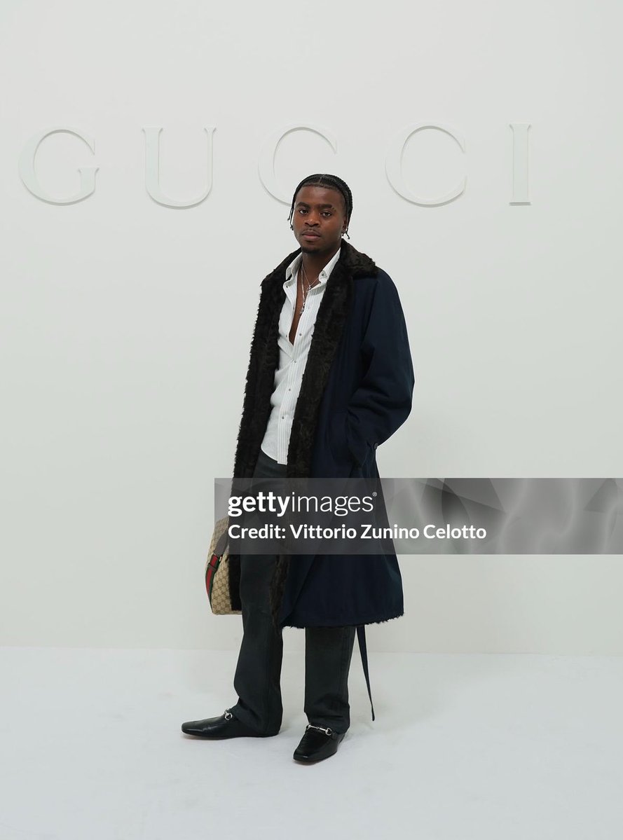 tolafolaa's tweet photo. ME FOR GUCCI SS27. #GG2G https://t.co/GXEe9fOjGK