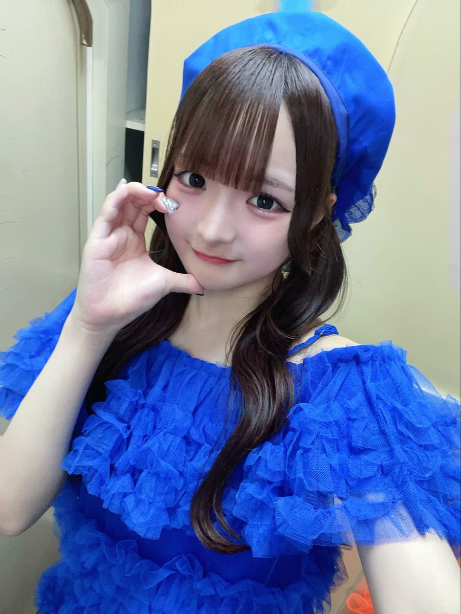member_offical's tweet photo. こんばんは💙🌙
「LOVE POP FUKUOKA」ありがとうございました✨
BudLaB新衣装の青どうでしたか💙ྀི💭
明日はいよいよ年に一度の
「#IQP研究生×#LinQKIDS 合同公演2026」
コラボもあったり...!
体験生のコーナーも楽しみだね🎶
みんなチラ見せ動画しっかり見てきてね👀🫧
#月野杏咲 https://t.co/uixXWt2C74