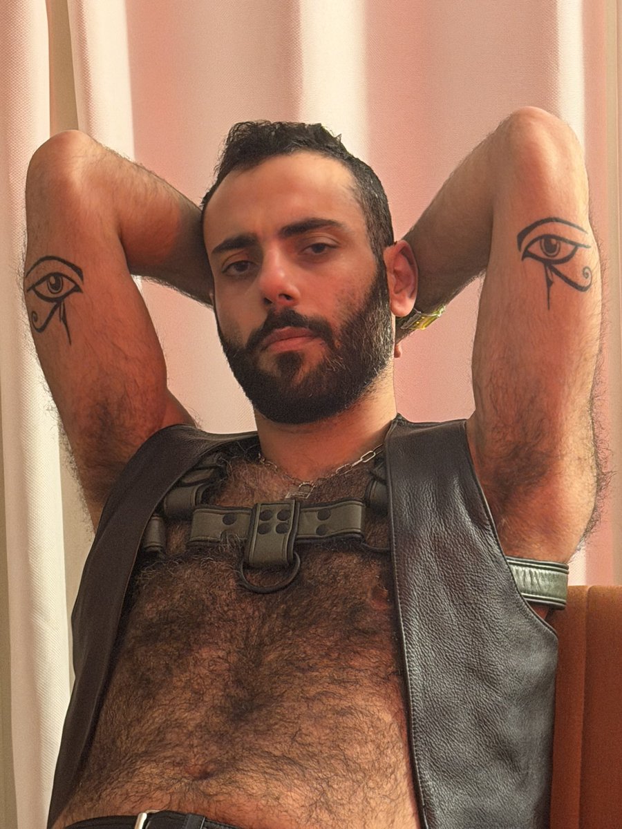 imaluckypup's tweet photo. My alpha is sexier than yours #sorrynotsorry #sexybeast #mineeee @thefuzboi https://t.co/CBIy3zkFfZ