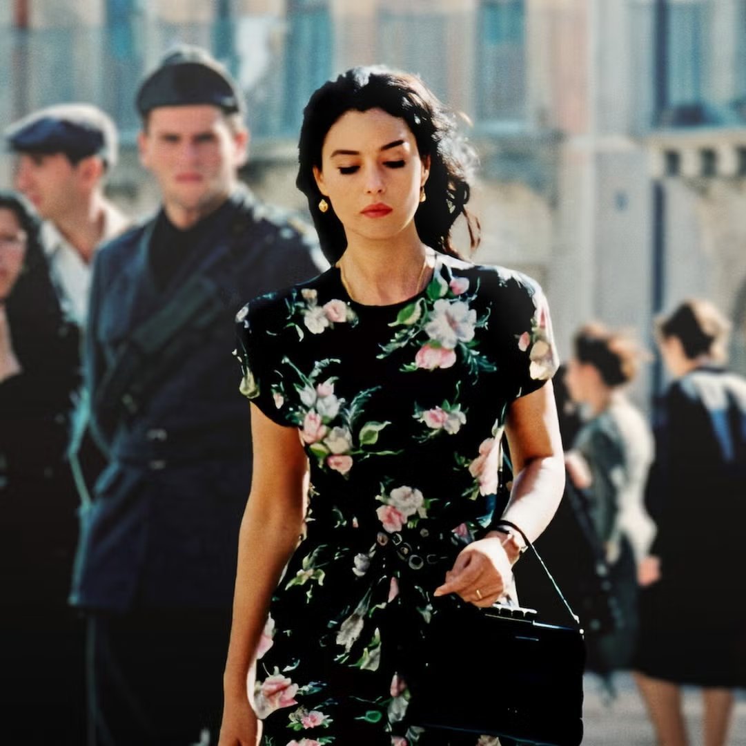 cinevow's tweet photo. Monica Bellucci in Malèna, 2000 https://t.co/woabac7Ubv