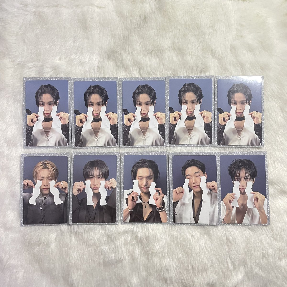 cherforshu's tweet photo. want to sale ateez photocard golden hour part. 4 us exclusive sobbing ver.

— 95k each
— hj, sh, mg, sn, wy can each
— yh pair 1
— prio take all
— mostly goodcon, not for sensitive
— free pack, excl. adm
— bekasi

에이티즈 홍중 성화 윤호 여상 산 민기 우영 종호 포카 환영 https://t.co/HGjkFWQjYY