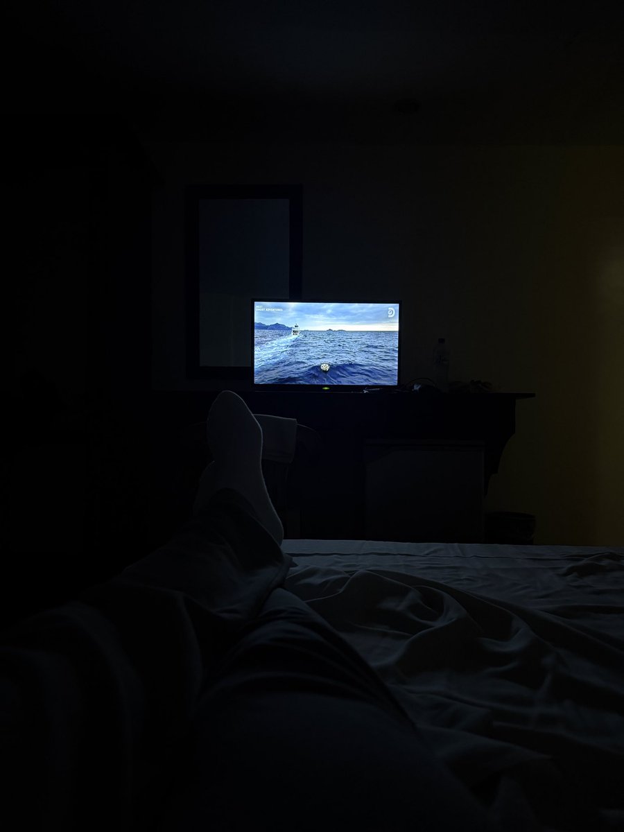 pandesans's tweet photo. I’ll sleep peaceful tonight. 🌕 https://t.co/VC9vLuN6Xh