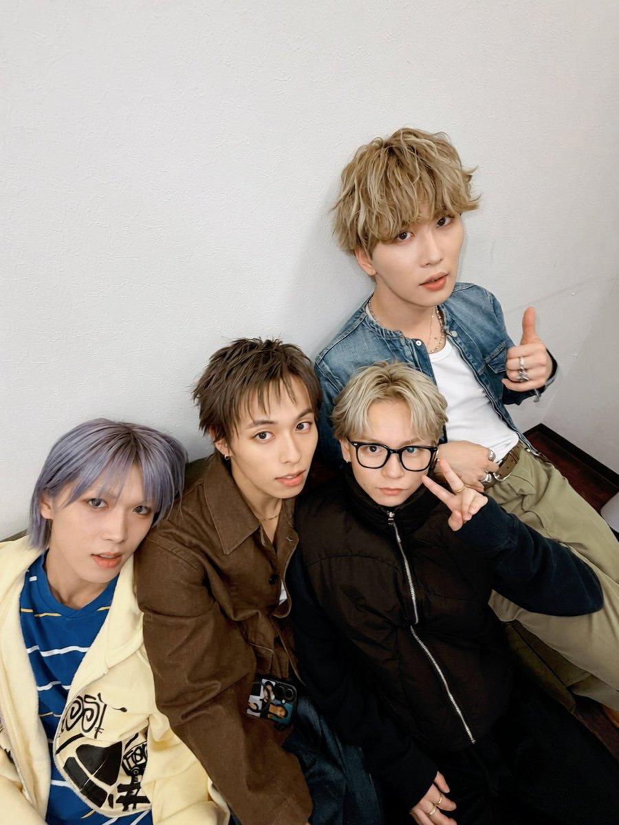 _KID_PHENOMENON's tweet photo. 😗👋🏻

滑り込み同い年写真
Last teen!!!!📸

by Shun🐼

#19歳
#蒼真ハタチやばい
#ハタチ?!?!
#自分も今年ハタチやばい
#KIDPHENOMENON 
#キドフェノ https://t.co/hHOPrjYfvE
