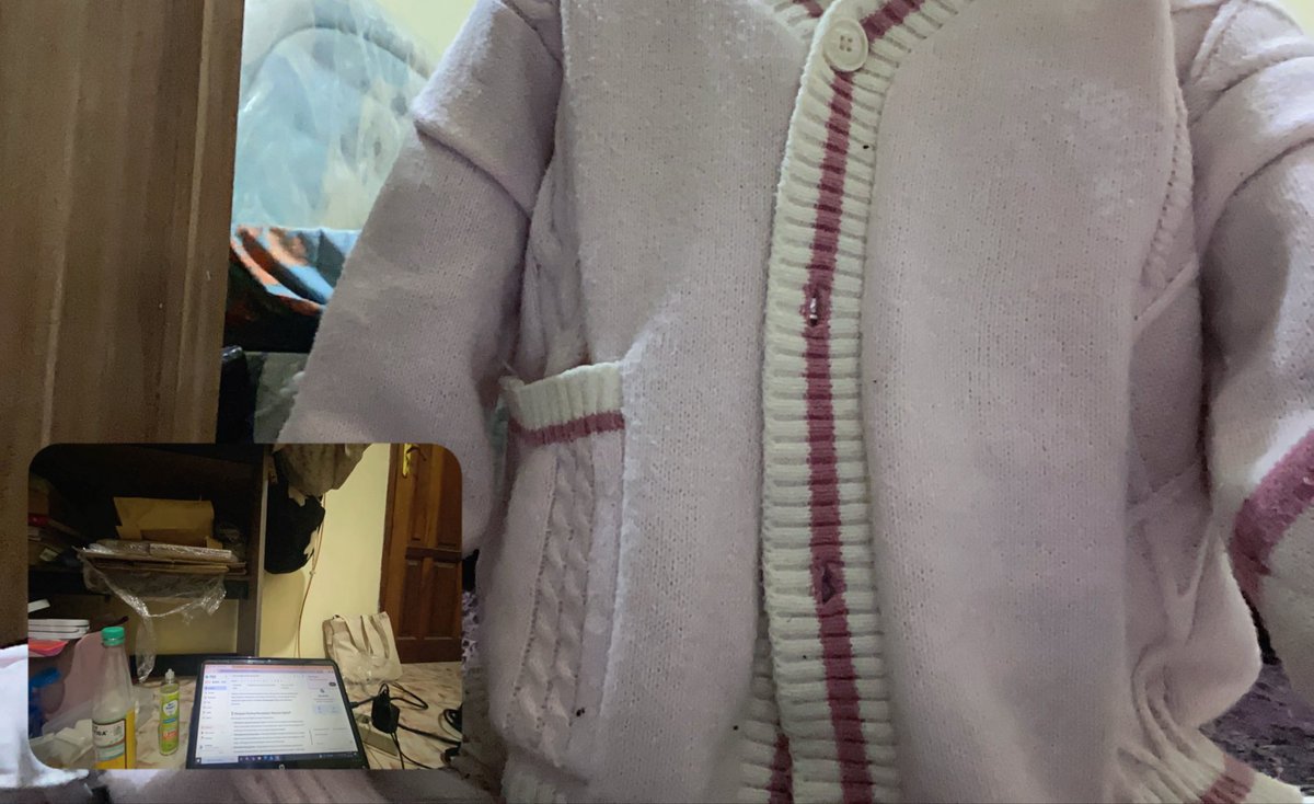 heesoulful's tweet photo. ak dengan cardi andalan tiap malam (biar anget🥰) https://t.co/dwV5s0thrP