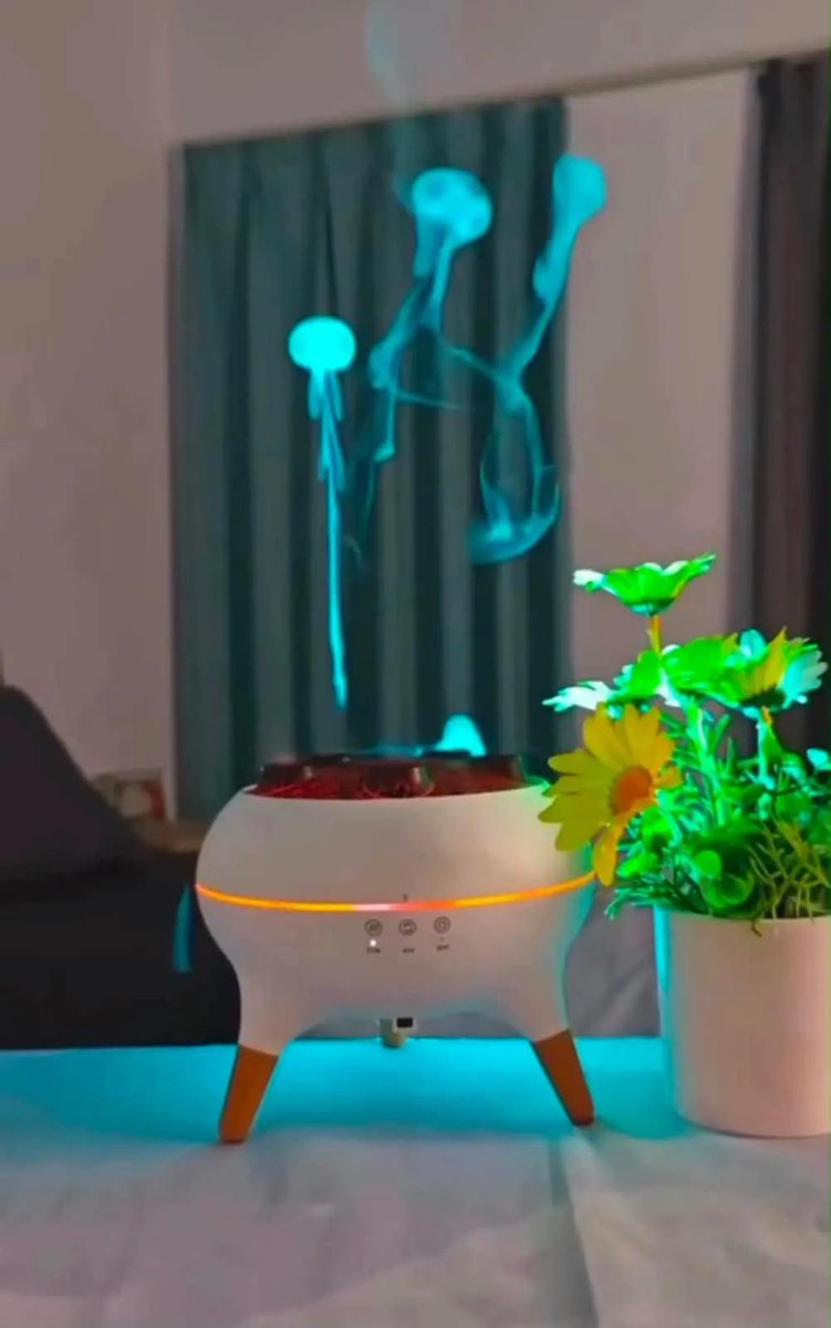sintaawe's tweet photo. Siapa yang sangka alat se-estetik ini ternyata humidifier? 🪼✨ Uapnya membentuk ubur-ubur melayang, bikin suasana kamar makin cozy dan wangi sepanjang malam. wajib punya buat yang suka dekorasi kamar!🌌✨ https://t.co/vpaCShrmXu