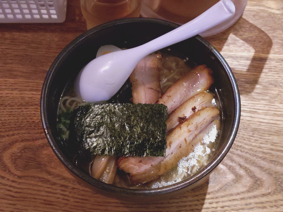 cha_tT_k's tweet photo. 鳥取 牛骨ラーメン https://t.co/bQckC0FtJS