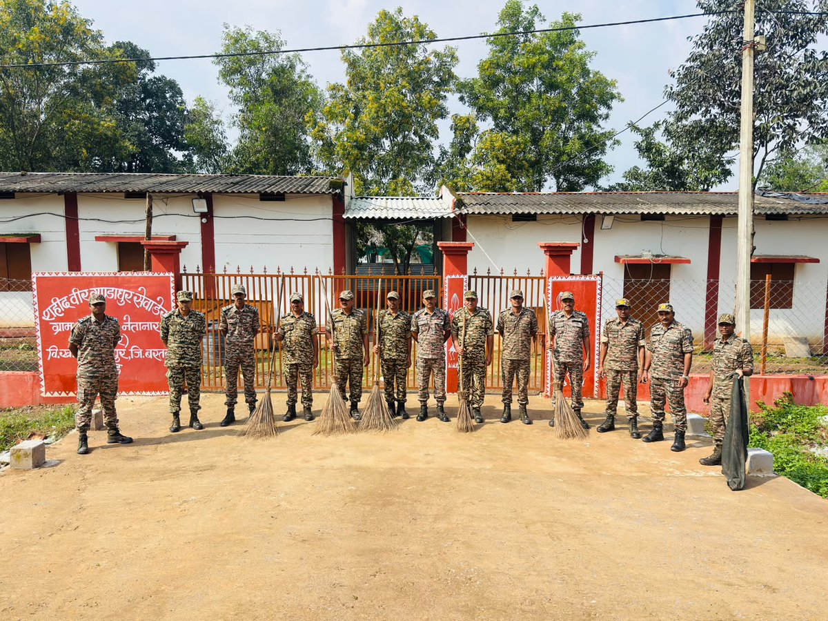 80Crpf's tweet photo. #SpecialCampaign6, 80 Bn  actively participated in the Preparatory Phase by identifying cleanliness sites and conducting a dedicated cleanliness drive to ensure a clean and green environment.Emage -1
  ​Committed to the vision of a clean India!
​#SpecialCampaign6 #SwachhBharat # https://t.co/tSWUjPKZHD