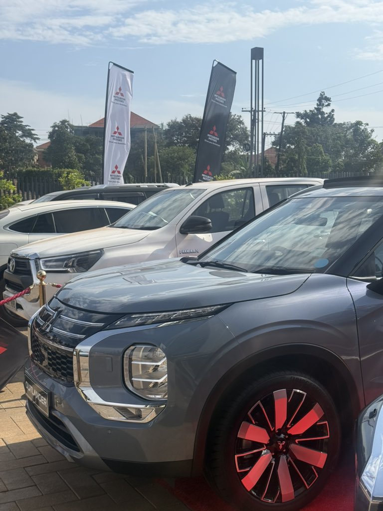 CarolPrim3's tweet photo. I finally joined the #DiscoverYourNextDrive campaign by @VictoriaMotorsU happening at the Marriott Hotel, and at this point I might just break the bank for the Mitsubishi Outlander.😭 https://t.co/Ld6XSmHNKz