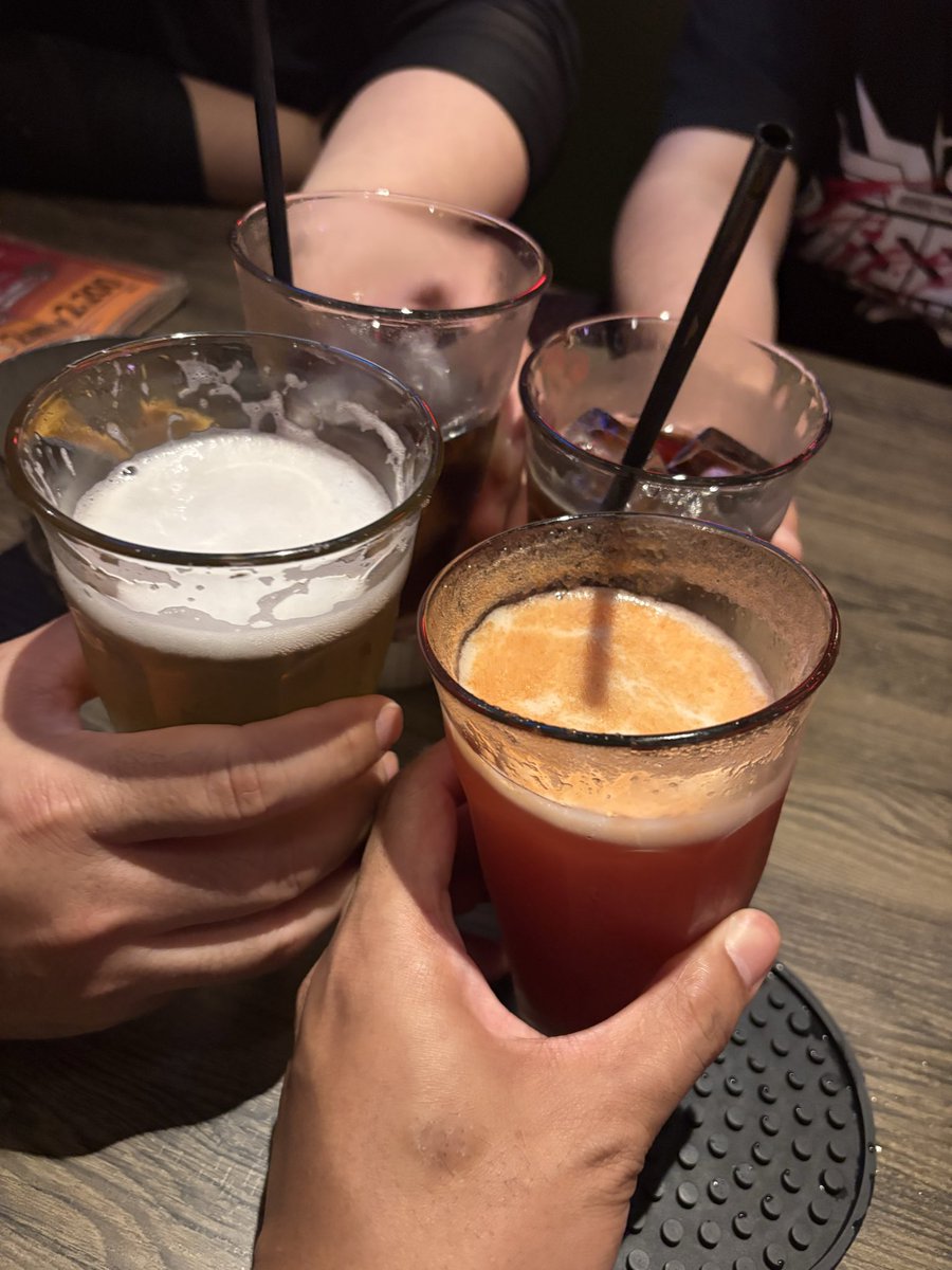 Lilith0921's tweet photo. 東京1日目
サウナ最高泡水風呂強過ぎる
ラ最高牛頬肉と味噌合い過ぎる
ライブ帰りのメキシコ料理うますぎる https://t.co/uqRqFCnezY