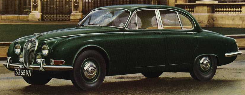 UltimativCars's tweet photo. (Background knowledge)
While keeping in mind, that #Jaguar kind of "phased out" all sub-3½L-versions as of the arrival of the "serial #MkVI, but called #MkVII", the 2½L didn't vanished; they just became the:
1. #Mark1|#Mk1,
2. then #Mark2|#Mk2 (240/340)
3. then the #SType
🤓 https://t.co/qe3HhIbcqy