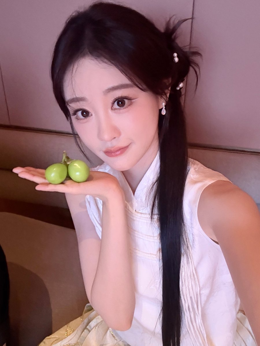 3guhee's tweet photo. 260926 축서단 웨이보 초화 🆙

너희가 있어서 너무 행복해~ 잘 자 💤

#축서단 #祝绪丹 #ZhuXudan https://t.co/ZF8hZMgNMM