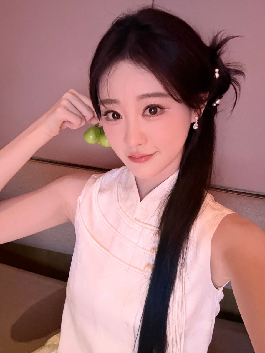 3guhee's tweet photo. 260926 축서단 웨이보 초화 🆙

너희가 있어서 너무 행복해~ 잘 자 💤

#축서단 #祝绪丹 #ZhuXudan https://t.co/ZF8hZMgNMM