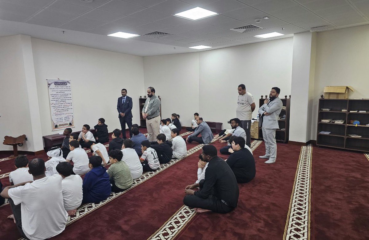 andalus_primary's tweet photo. أبناؤنا الطلبة، وبإشراف أكثر من (20 معلما وإداريا)، وتحت شعار (الصلاة نور)؛ يختتمون معسكرهم التربوي الأول- عصر الخميس 24-9-2026- حيث بدأت الفعاليات بكلمة لمدير المدرسة أ.مرسل الدواس. واتسمت بالثراء والتنوع، وانتهت الساعة 4:00 عصرا،وتميز المعسكر بمشاركة فاعلة من قبل أولياء الأمور. https://t.co/6XRia4uAWY