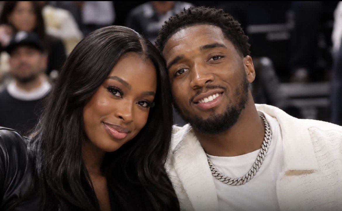 voidfactss's tweet photo. Donovan Mitchell says “I’m such at peace with her around. Basketball and everything else is secondary”. This is true love.❤️ https://t.co/UeKlvlIh7m