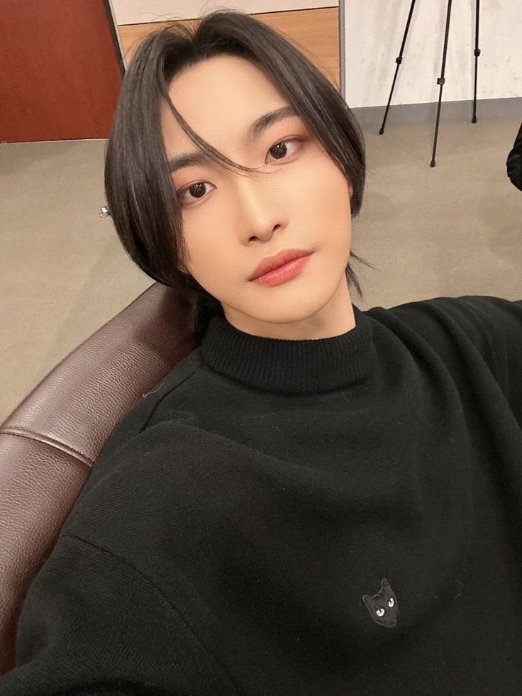 jungreunstation's tweet photo. mi omega https://t.co/kWTU4dQYi4
