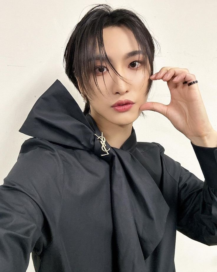 jungreunstation's tweet photo. mi omega https://t.co/kWTU4dQYi4