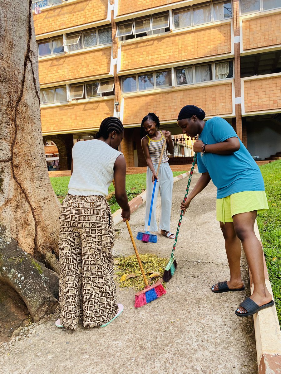 ComplexHall's tweet photo. National cleaning day at the wetland was a success! Big up to all that came through @MitchellHallMAK , our boys ♥️♥️♥️ MITCHELLEX SOLIDARITY OYEEE https://t.co/j9iXCzlCCN