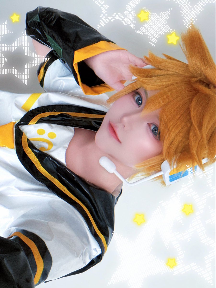 ka_ei_xx's tweet photo. cos. VOCALOID /🍌 https://t.co/S50tzuml6G